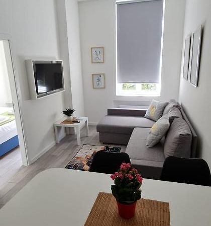 Mika Apartment And Studios ซาเกร็บ ภายนอก รูปภาพ